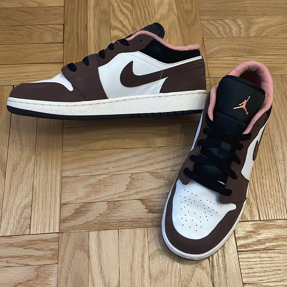 2022 Air Jordon 1 Low SE GS “light chocolate”